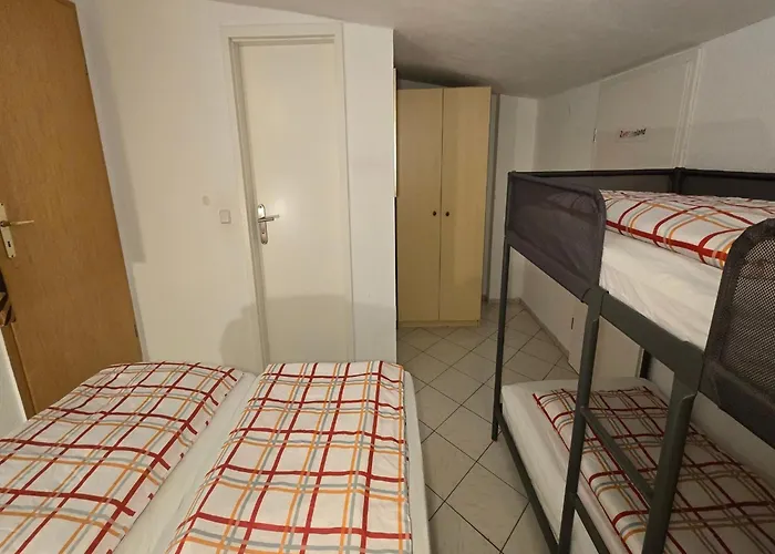 Apartment Mobile Im Mit Seezugang *